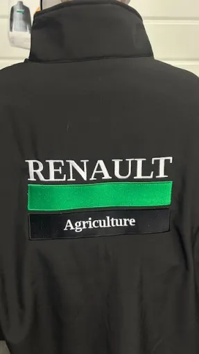 Réalisation de broderie sur veste Softshell pour Renault Agriculture, Bourg-en-Bresse, Print France