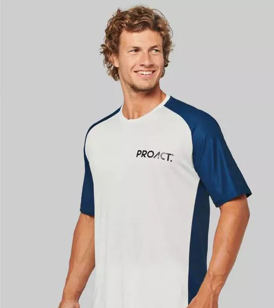 Broder un logo noir sur vêtement pour un club de natation, Bourg-en-Bresse, Print France